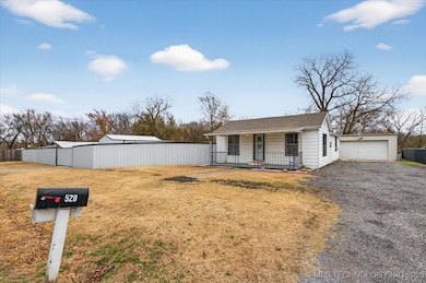 520 N Margarite Ave, Bartlesville, OK 74003 - photo 2