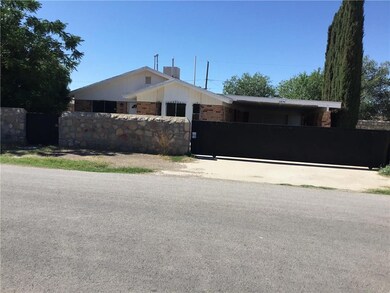 11630 Valle Lindo Dr, El Paso, TX 79927 - photo 3