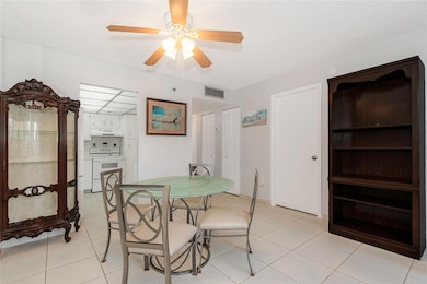 1300 Saint Charles Place unit L20, Pembroke Pines, FL 33026 - photo 7