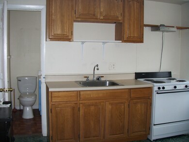 869 Main St, Brockton, MA 02301 - photo 5