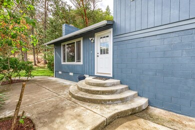 9201 Old Stage Rd, Central Point, OR 97502 - photo 4