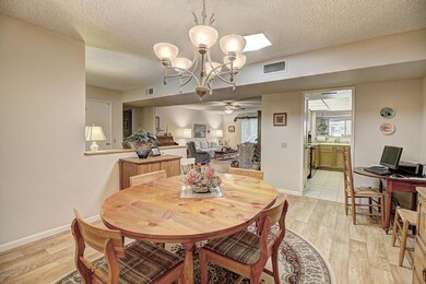 18411 N Conestoga Dr, Sun City, AZ 85373 - photo 7