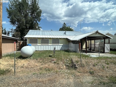 238 W Dawson St, Halfway, OR 97834 - photo 3