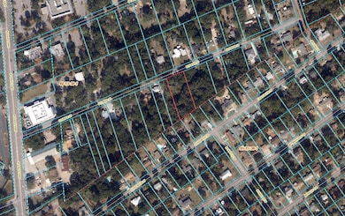 627 Ditmar St, Pensacola, FL 32503 - photo 2