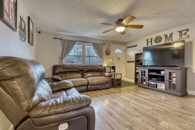 1403 Texas Dr, Xenia, OH 45385 - photo 2