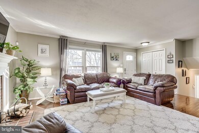 8304 Lindside Way, Springfield, VA 22153 - photo 7