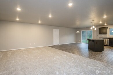 981 Schaffran Rd, Castle Rock, WA 98611 - photo 6