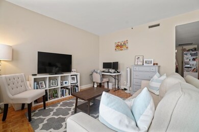 416 Commonwealth Ave unit 119, Boston, MA 02215 - photo 3