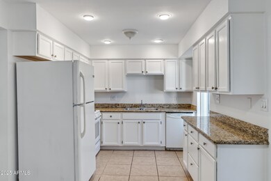 3840 N 43rd Ave unit 78, Phoenix, AZ 85031 - photo 7