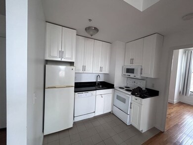 483 Beacon St unit 92, Boston, MA 02115 - photo 4