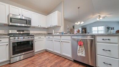 10729 Keystone Ln, Crown Point, IN 46307 - photo 5