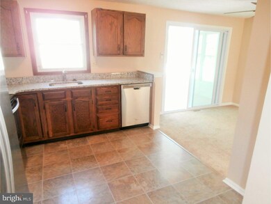 407 Musket Dr, Morrisville, PA 19067 - photo 7