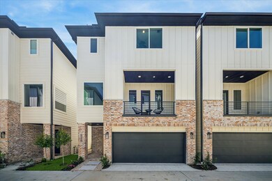 526 Janisch Rd, Houston, TX 77018 - photo 3