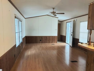 2787 Ray Blvd, Traverse City, MI 49686 - photo 6