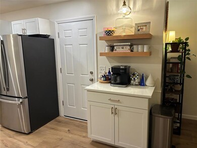 5621 N Ross Ave, Oklahoma City, OK 73112 - photo 6