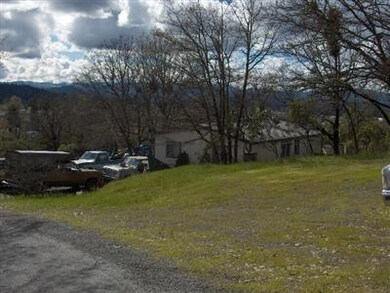 432 SE Grandview Ave, Grants Pass, OR 97527 - photo 4