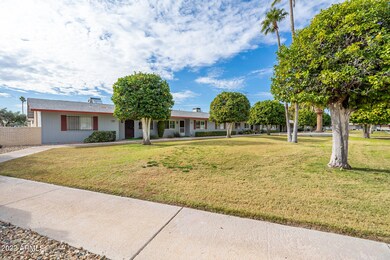 13842 N Newcastle Dr, Sun City, AZ 85351 - photo 3