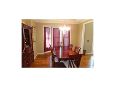 Formal Dining