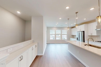 2710 Hunter Woods Dr unit 634, Apex, NC 27502 - photo 6