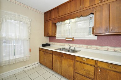 1520 W Monroe St, Waukegan, IL 60085 - photo 4