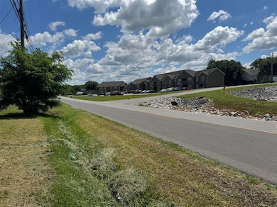 916 W Madison St, Franklin, KY 42134 - photo 2