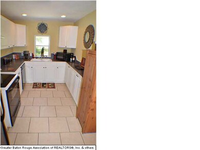 Great kitchen!