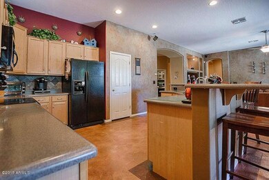 007 Kitchen