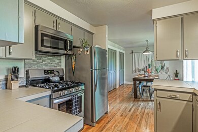 1749 NE 11th MLS-25