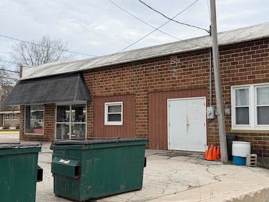 506 E Main St, Mishicot, WI 54228 - photo 5