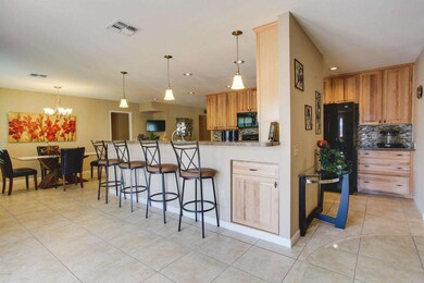 NICE BREAKFAST BAR AND ADD'L CABINETS