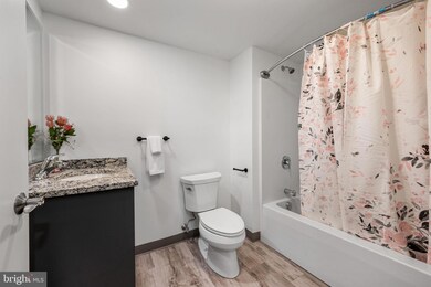 300 Penn St unit 203, Pennsburg, PA 18073 - photo 6