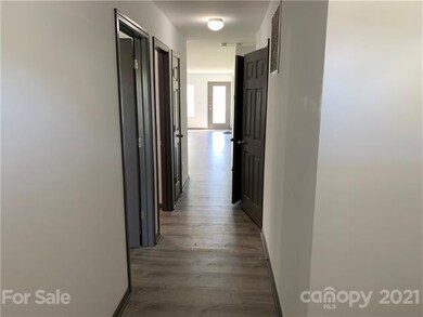 117 Altondale Dr, Statesville, NC 28625 - photo 3