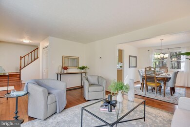 1867 Post Oak Trail, Reston, VA 20191 - photo 7