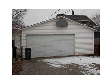 Garage.