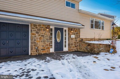 1107 Meadowlark Dr, Halethorpe, MD 21227 - photo 4