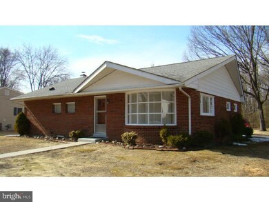 303 Highland Ave, Woodbury, NJ 08096 - photo 2