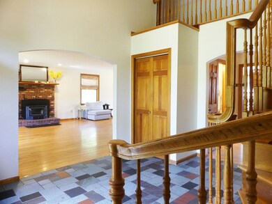 93 Hampshire Rd, Methuen, MA 01844 - photo 3