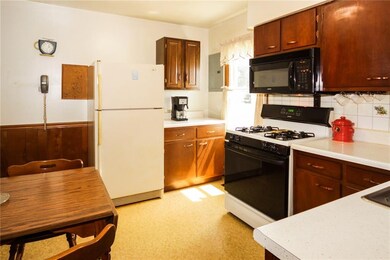 798 N Forsythe St, Franklin, IN 46131 - photo 7