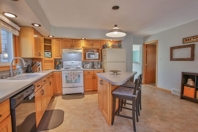 1223 Jackson St, Wausau, WI 54403 - photo 6