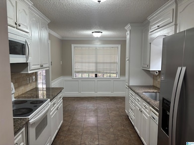 1633 Caribbean Cir, Alabaster, AL 35007 - photo 7