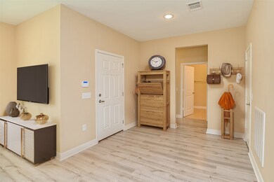 7826 Sealey St, Houston, TX 77088 - photo 5