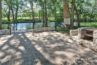 570 Ranch Rim Dr W unit 455, Ingram, TX 78025 - photo 7