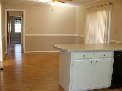 402 Forest Acres Cir, Walhalla, SC 29691 - photo 2