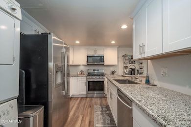 44442 15th St E unit 5, Lancaster, CA 93535 - photo 5