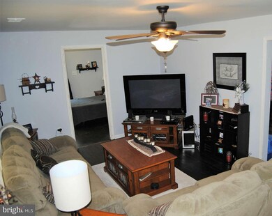 1206 Hollow Run Rd, Luray, VA 22835 - photo 7