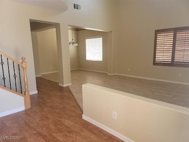 6828 Rolling Oaks Ct, Las Vegas, NV 89131 - photo 4