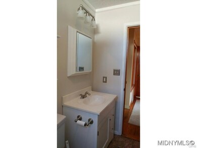 2nd Floor Bath
