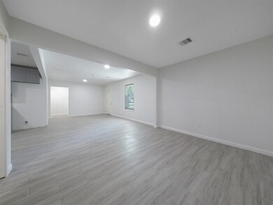 5327 Kingsbury St, Houston, TX 77021 - photo 6