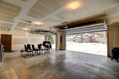 3 Car Garage