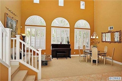 Grande Entry w/Expansive Windows and Cathedral Cei
